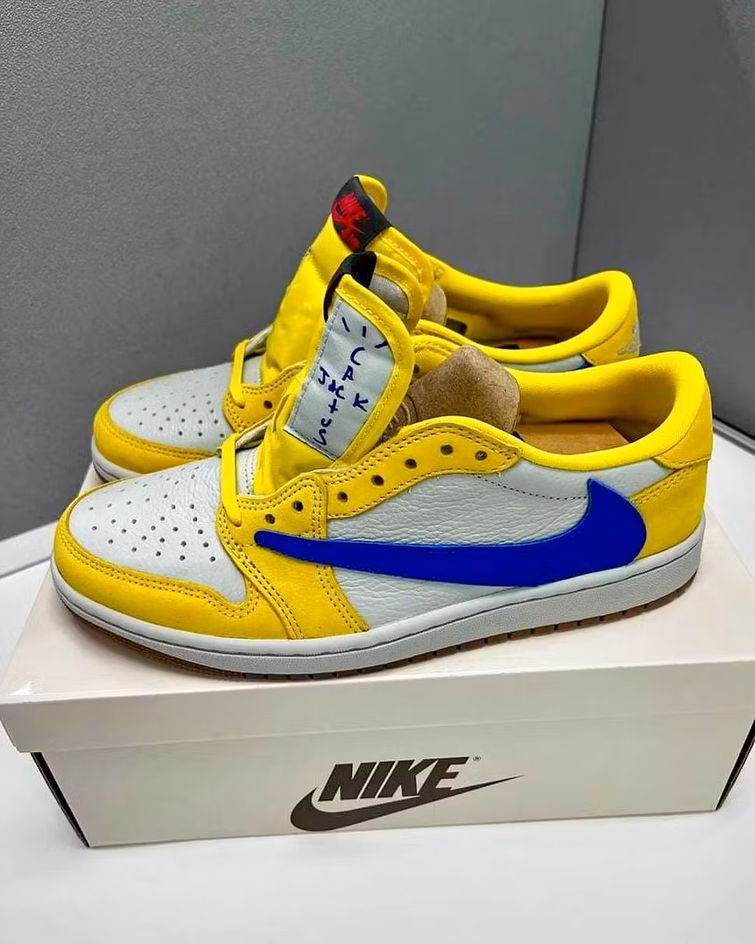 (Women) Travis Scott x Air Jordan 1 Retro Low OG SP 'Canary' DZ4137-700 (Women) Travis Scott x Air Jordan 1 Retro Low OG SP 'Canary' DZ4137-700